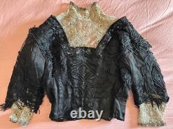 Magnificent Belle Époque jet and sequined corsage with embroidered floral silk lace, 1910
