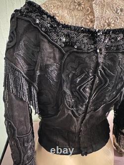 Magnificent Belle Époque jet and sequined corsage with embroidered floral silk lace, 1910