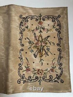 Magnificent antique book binding or pouch in embroidered fabric from the 19th century