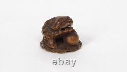 Netsuke Lion Wood Japan Era 19th Century