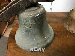 Old Big Bell Of Property Or Court Time XIX Ème Century 30 CM Diam