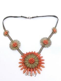 Old Coral Beads Necklace And Steel Wire Empire Nineteenth Time