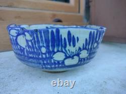 Old Japanese chawan stoneware bowl, signed, Meiji period, 19th century