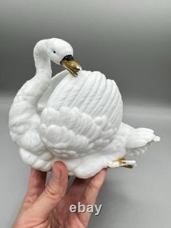 Old Swan. 19th Century Biscuit Porcelain