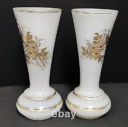 PAIR OF WHITE OPALINE VASES WITH ENAMELED PEACOCK DECORATION, NAPOLEON III PERIOD 19TH CENTURY