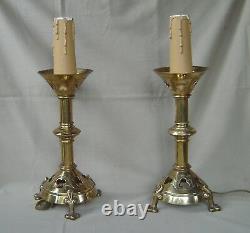 Pair Of Pic Cierges D'église Bronze And Electrictrified Laiton Epoque 19th