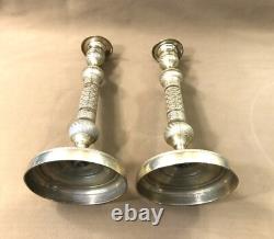 Pair of Empire/Restauration period bronze candlesticks/taper holders, 19th century (19th)