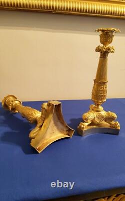 Pair of Lion Leg Candle Holders in Chiseled and Gilded Bronze 19th Century