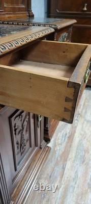 Pair of Renaissance style nightstands in carved walnut, 19th century