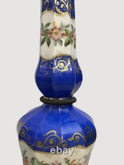 Pair of porcelain oil lamps from the Napoléon III period