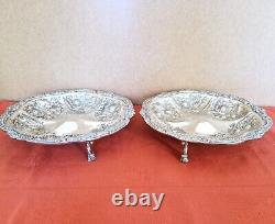 Pair of superb large silver-plated metal dishes from the 19th century.