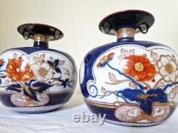 Pair of very beautiful porcelain vases signed Tinet in Paris, 19th century.