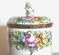 Pot Covered Paris Porcelain Painted Decoration, Then The Middle Of The Nineteenth Century