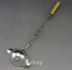 Punch Or Cream Ladle In Solid Silver And Bone, Era XIX