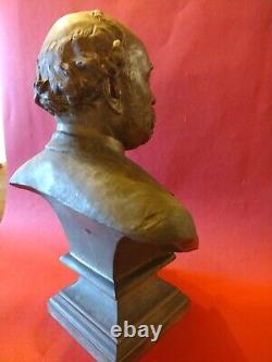 Rare bust of Louis Cailletet. Signed Gabriel Pech. Late 19th century period. Paris.