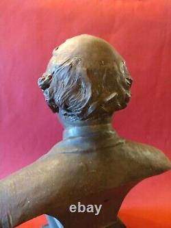 Rare bust of Louis Cailletet. Signed Gabriel Pech. Late 19th century period. Paris.