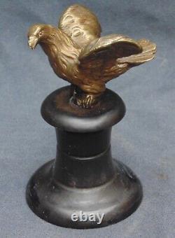 Rare magnificent antique bronze eagle with very fine golden detail, 19th century period.