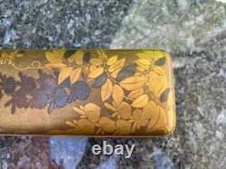 Rectangular lacquer box with wisteria decoration Japan, Meiji period