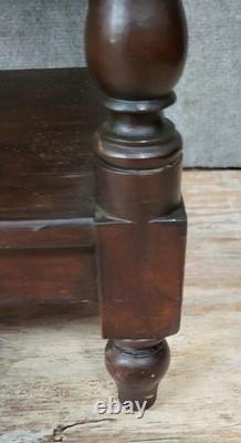 Rustic shelf in Louis XIII style made of turned wood from the 19th century