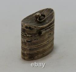 Silver Box With Oval Shape And 19th Century Groove Pattern