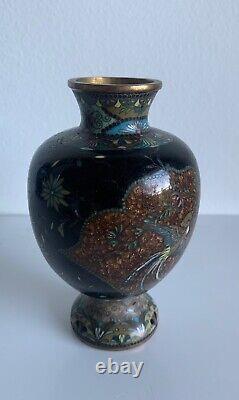 Small Chinese cloisonné vase from the late 19th century