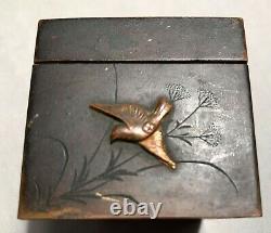 Small Japanese Inkwell In Bronze 19th Century Era