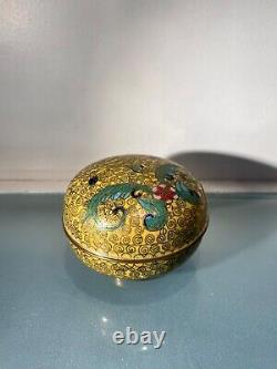 Small Round Chinese Cloisonné Box, Late 19th Century