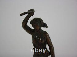 Small bronze of a dancer from the 19th century