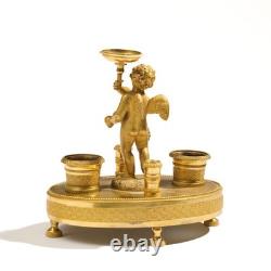Small chased and gilt bronze inkwell decorated with an angel, Restoration period
