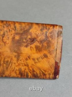 Snuffbox in burl with a mother-of-pearl decorated lid, 19th century period