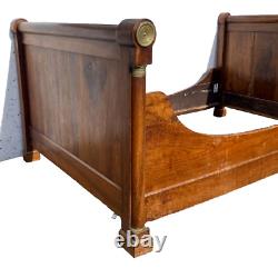 Solid walnut Empire-style antique boat bed XIX century