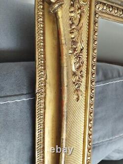 Splendid Gilded Wooden Frame from the XIXth Century with Gold Leaf Detail 84 x 72 cm