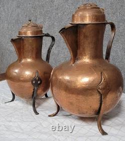 Two shaped pieces in red copper, 19th century