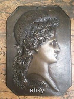 Very Beautiful Bronze Plaque Sculpture of Marianne from the 19th Century Carved City Hall