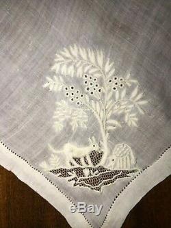 Very Old Handkerchief Embroidered 19th Time, Fables Of La Fontaine 72 CM X 70 CM