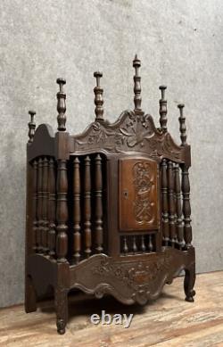 Very beautiful Provençal bread box in Louis XV style, 19th century, around 1850