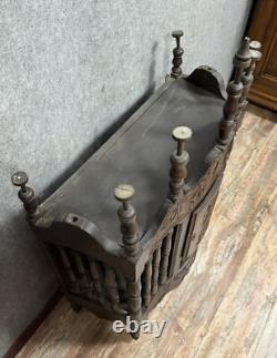 Very beautiful Provençal bread box in Louis XV style, 19th century, around 1850