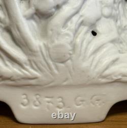 Very important subject in biscuit at the end of the 19th century around 1880