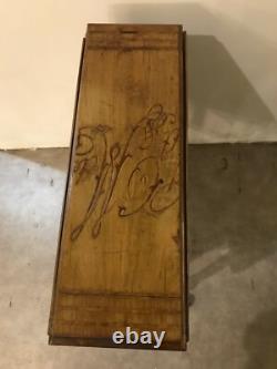 Villa Massena Napoleon III Drop-leaf Table in Walnut with Marquetry 19th Century