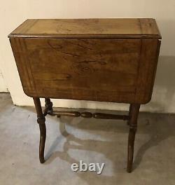 Villa Massena Napoleon III Walnut Drop-Leaf Table with Marquetry 19th Century