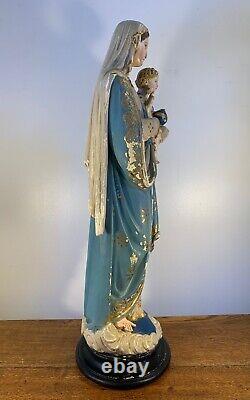 Virgin and Child in Polychrome Plaster Late 19th/Early 20th Century