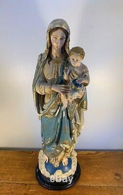 Virgin and Child in Polychrome Plaster Late 19th/Early 20th Century