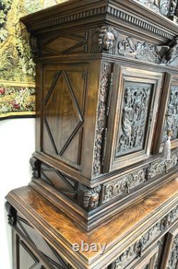 Walnut Cabinet in Style. Early Period, Renaissance, Collections, Carved Wood