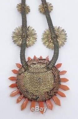 Ancien collier perles de corail et fil d'acier époque Empire XIXeme