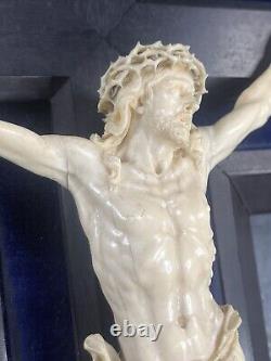 Ancienne Sculpture Jésus Christ, Crucifix. Époque XIXème Napoléon III. TBE
