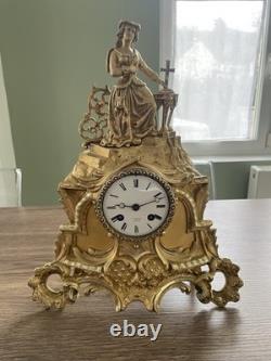 Ancienne pendule bronze doré époque XIX siècle