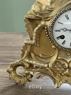 Ancienne pendule bronze doré époque XIX siècle