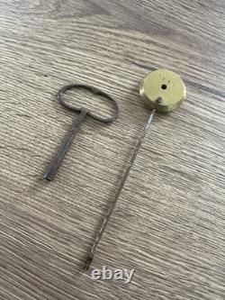 Ancienne pendule bronze doré époque XIX siècle