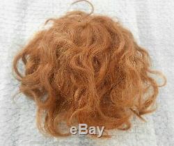 Ancienne perruque cheveux naturels et calotte liège BB époque XIXème