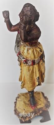 Ancienne sculpture en plomb de Nuremberg avec Polychromie époque fin XIXéme